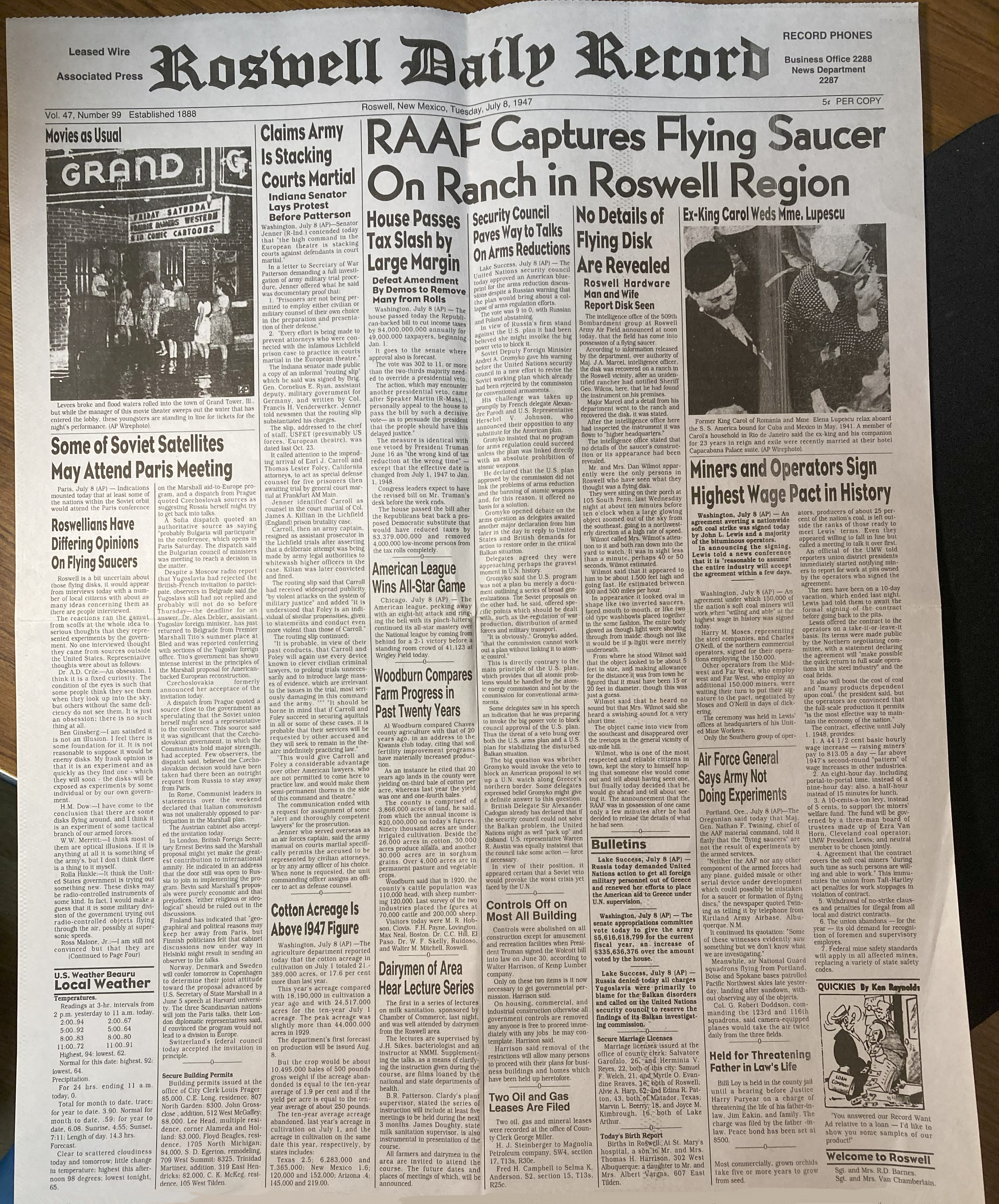 Roswell Daily Record, 8 July 1947